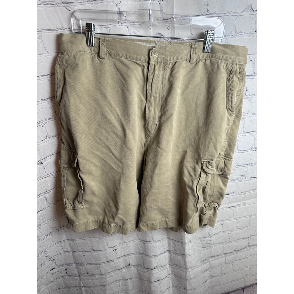 Tommy Bahama Cargo Shorts Relaxed Fit Casual Outdoor Khaki Size 38
